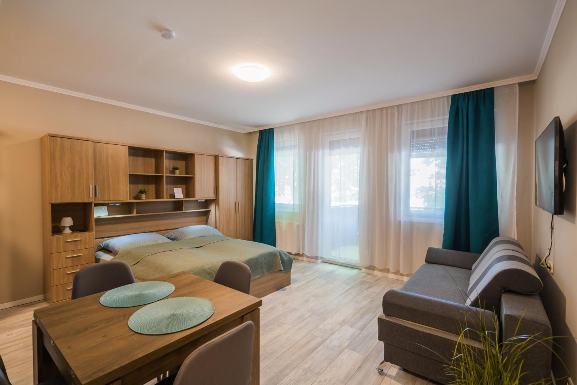 Plazs Home Apartman Siófok Extérieur photo